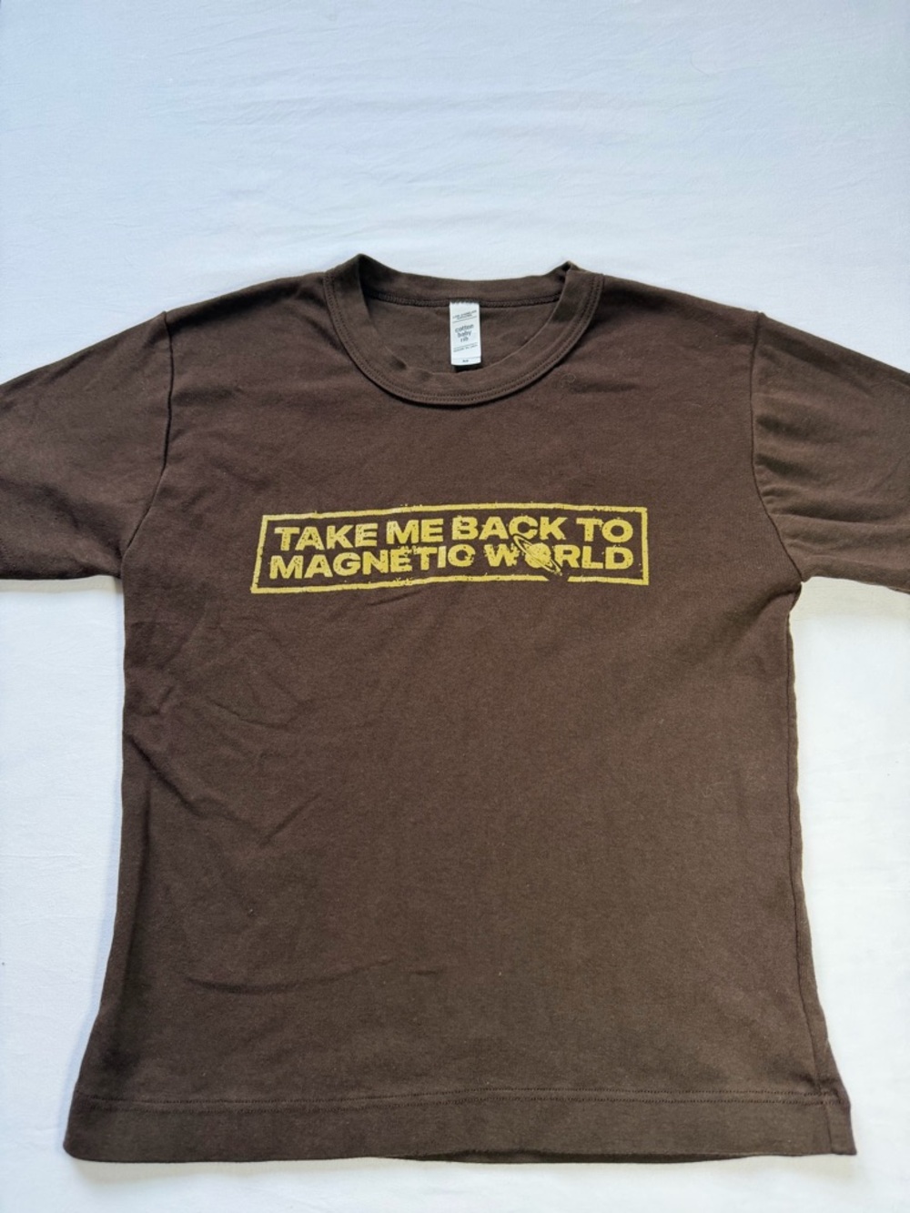 “Take me back to magnetic world” Tshirt